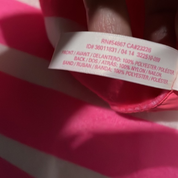 Victoria’s Secret Beach Blanket Picnic Towel Roll-Up - Picture 8 of 9